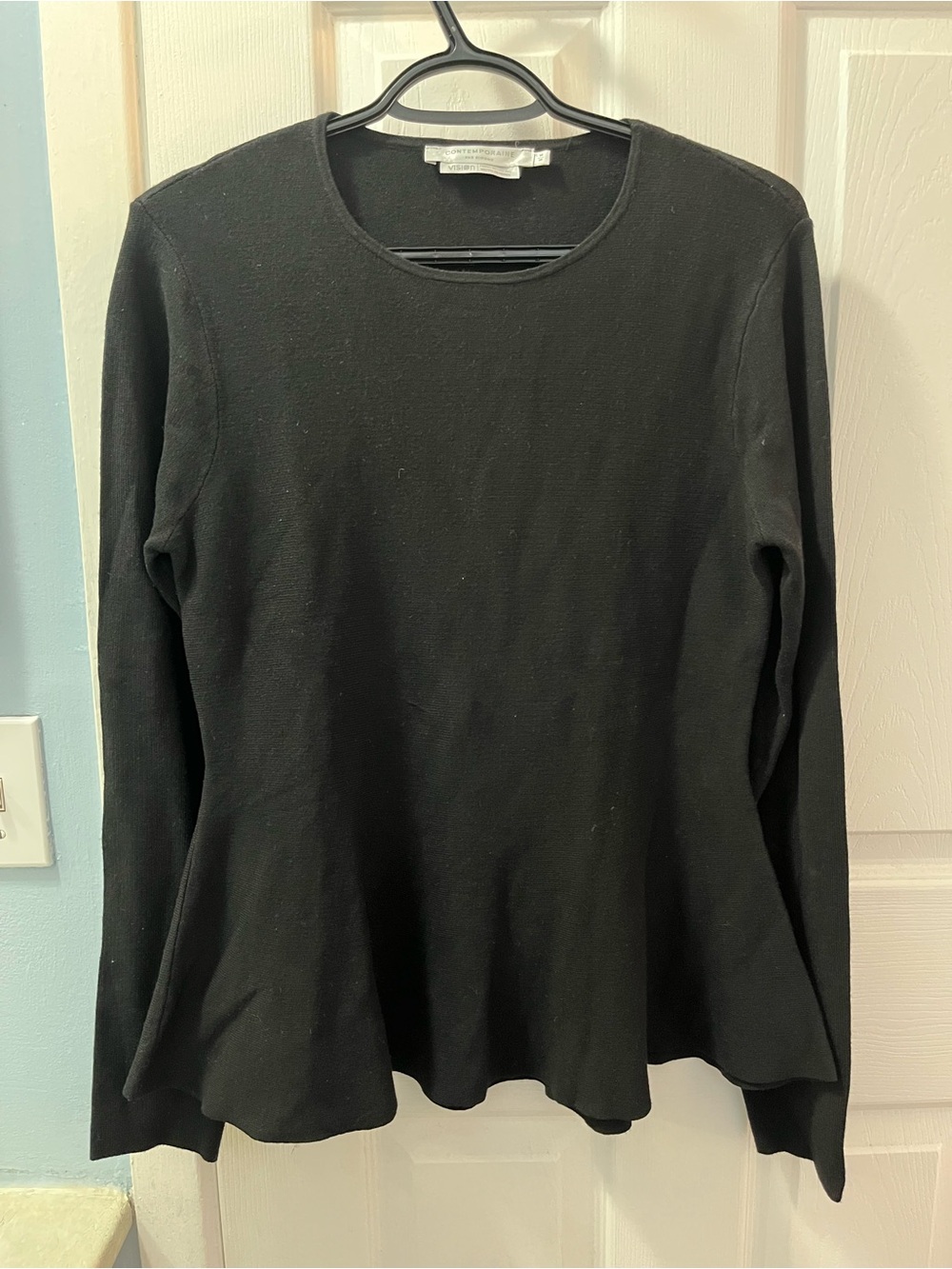 Simons Black Long-Sleeve Peplum Waist Soft Knit Top - Size Medium